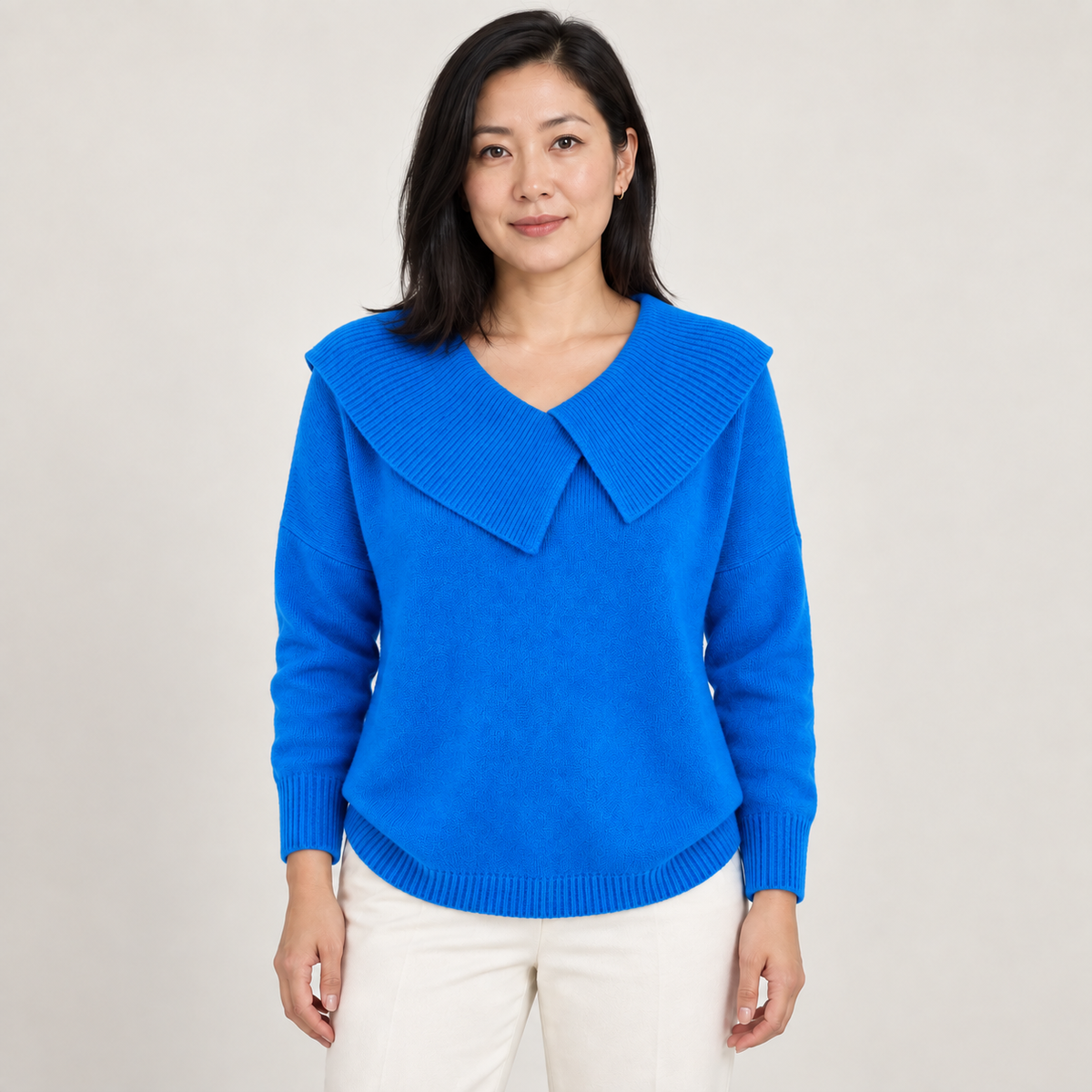 Lucia — Deep Blue — front view