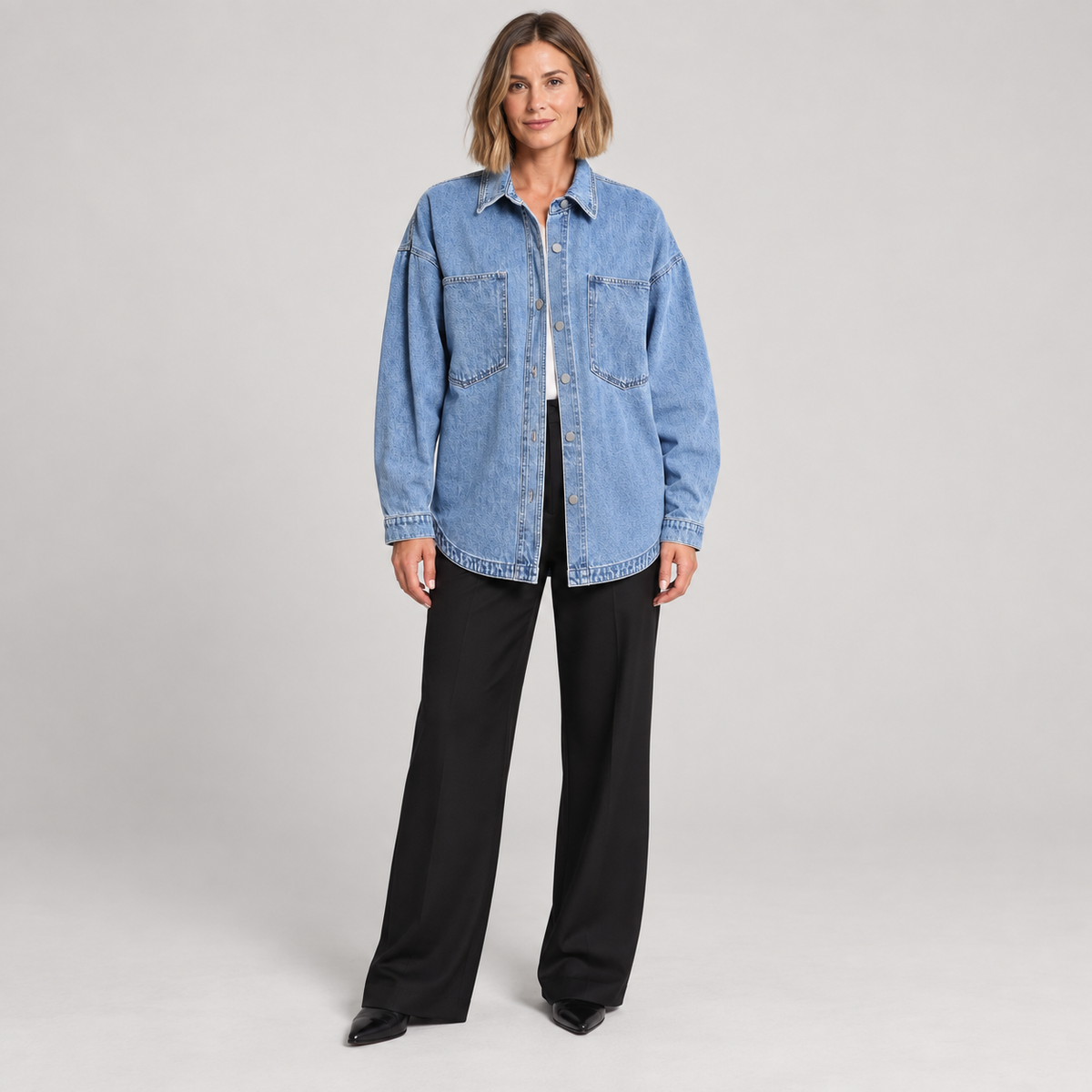 Women'S Oversized Button Down Washed Denim Jacket Long Sleeve — Light Blue — photo 1