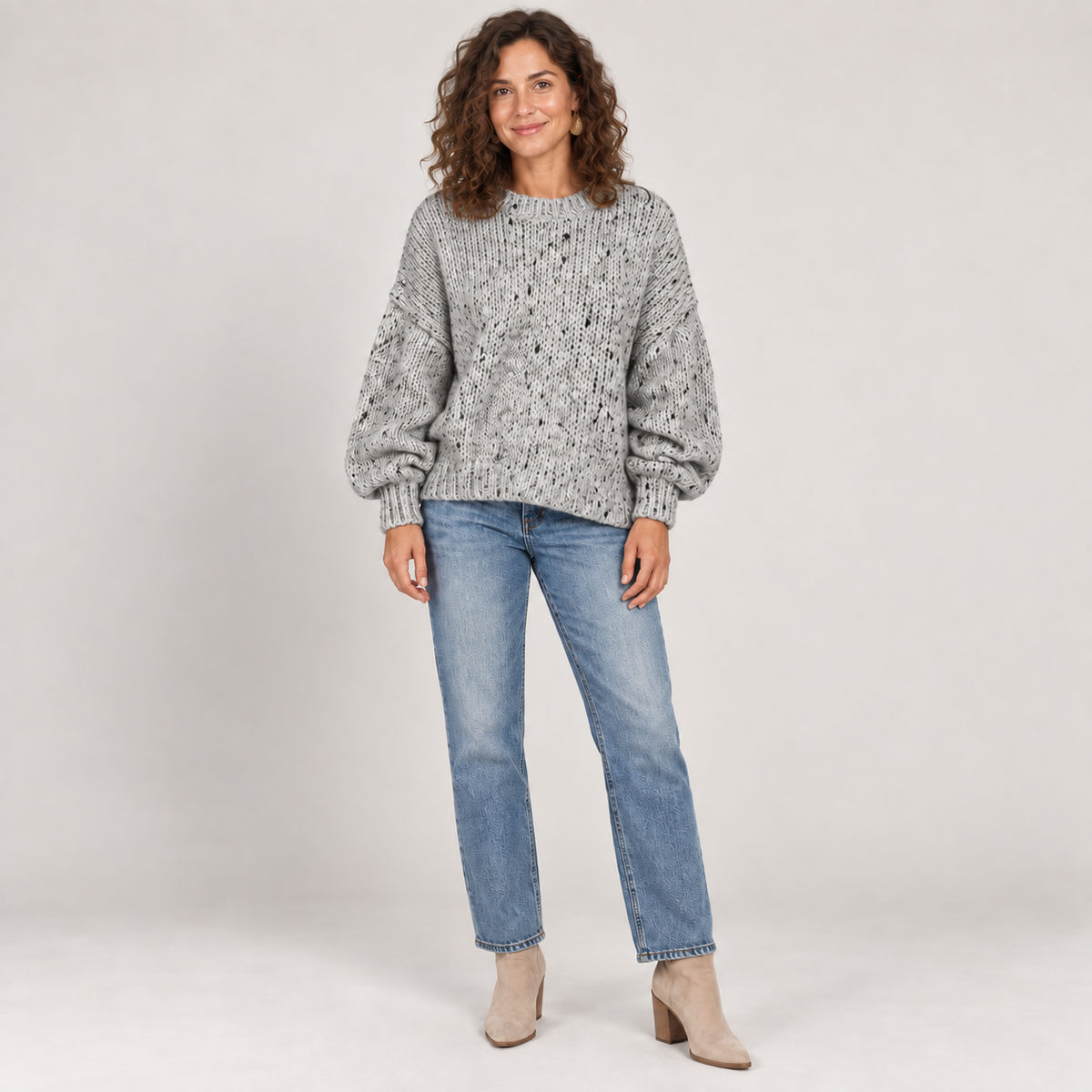 Jayzelle — Gray — front view