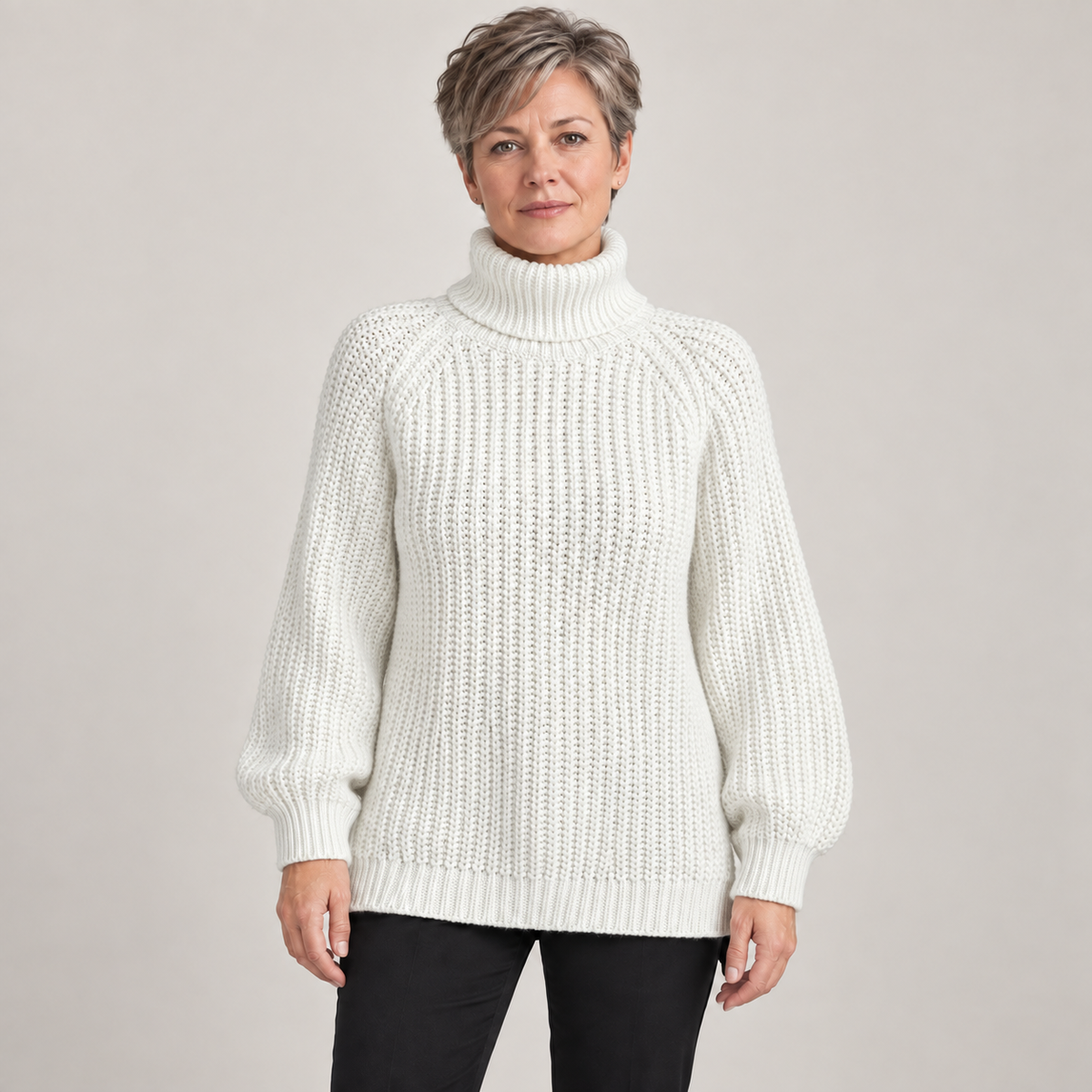 Averine — White — front view