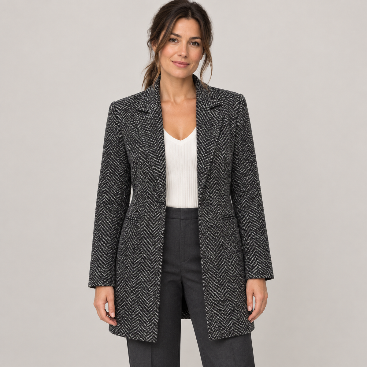 Freda — Black — front view