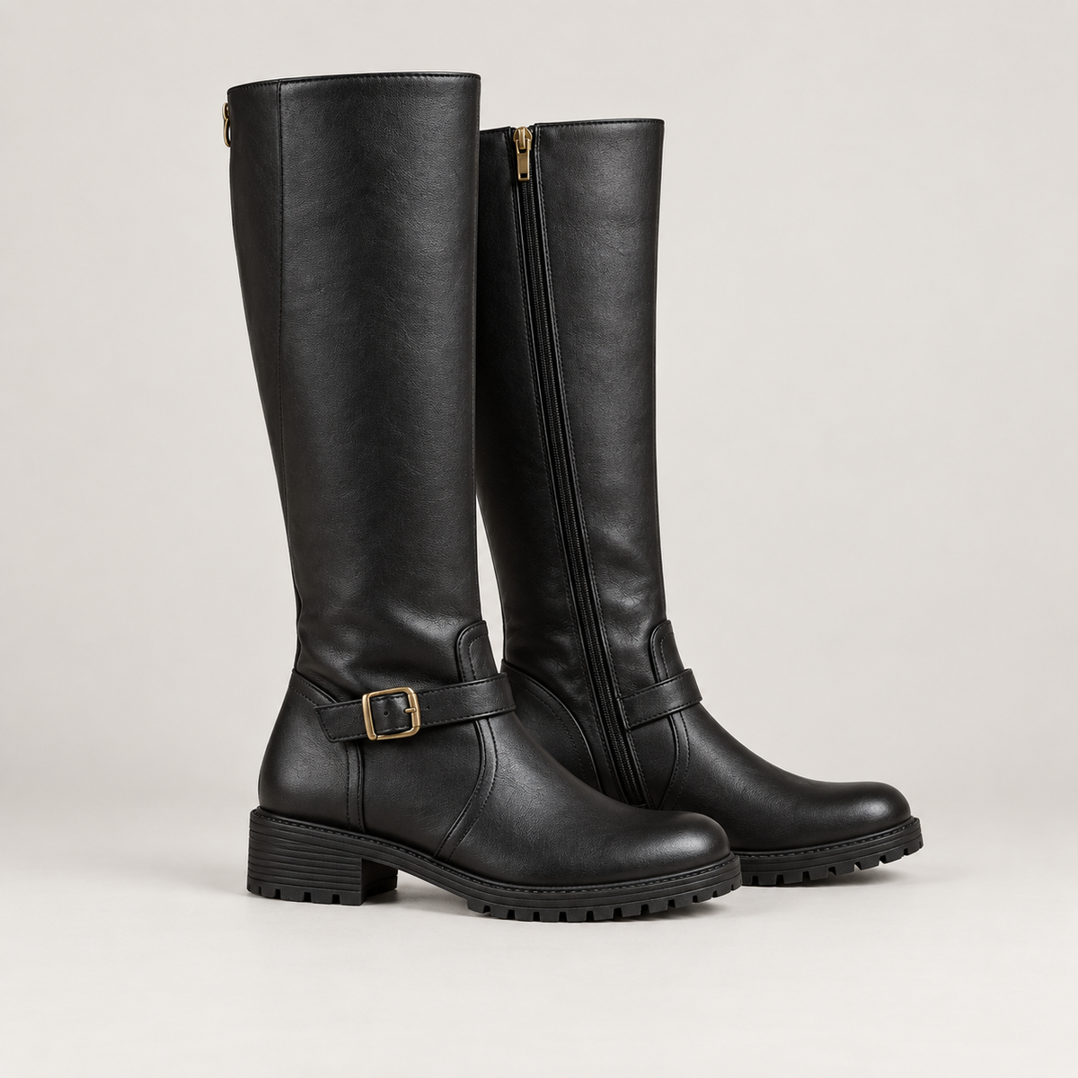 Vero — Black — side view