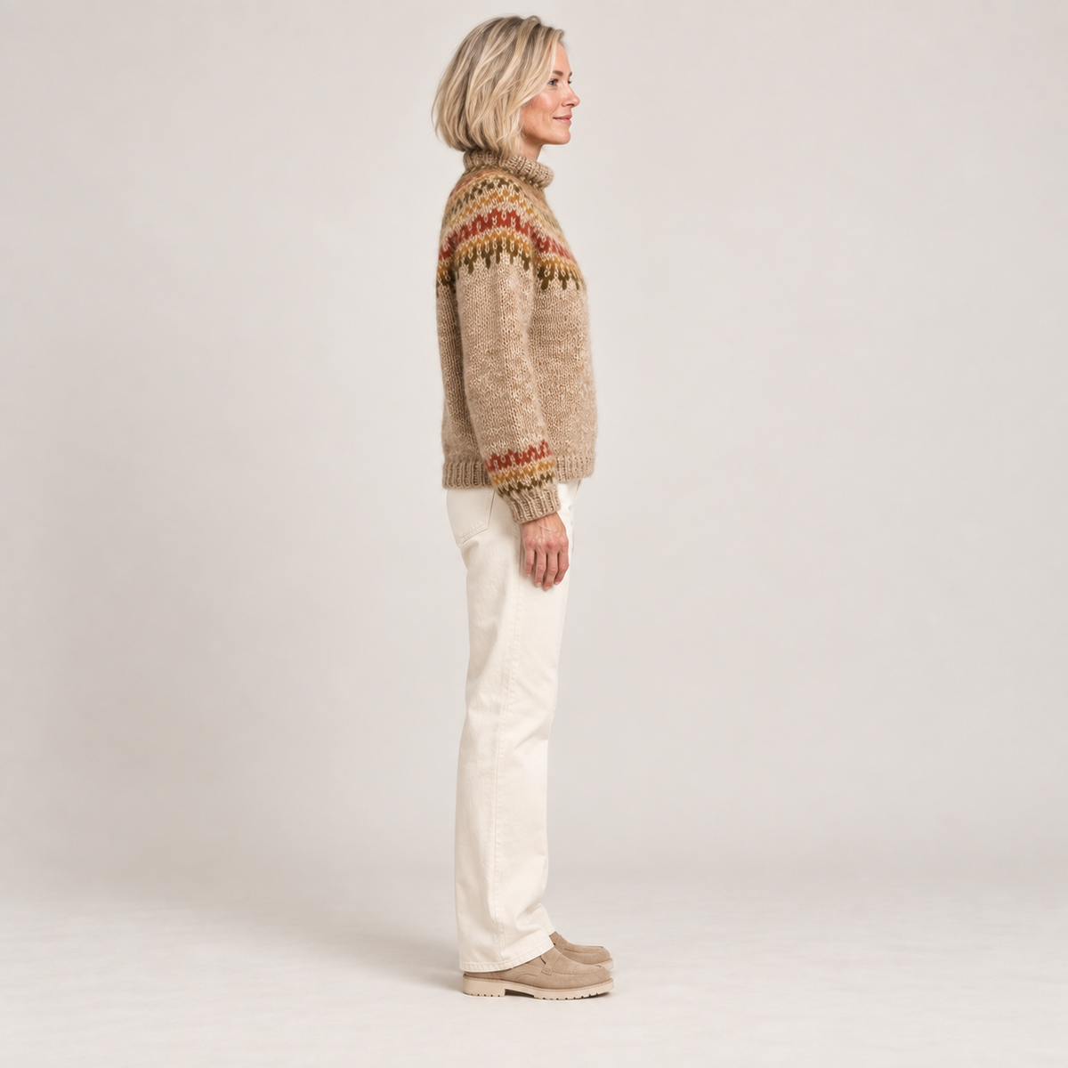 Corinthya — Camel — side view
