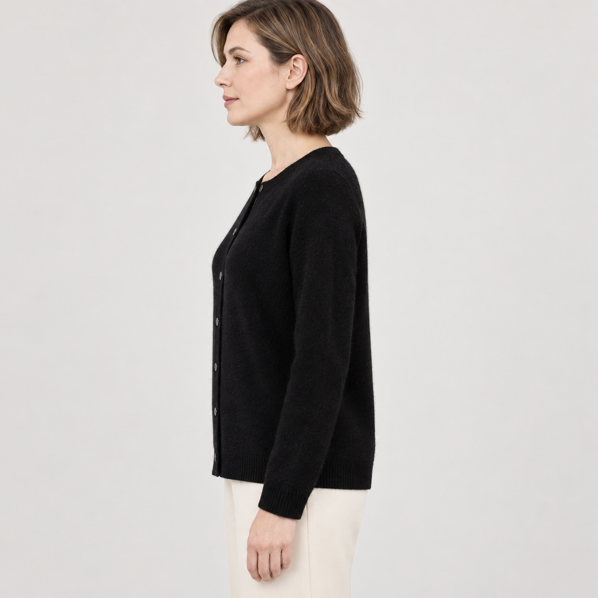 Lyxandria — Black — side view