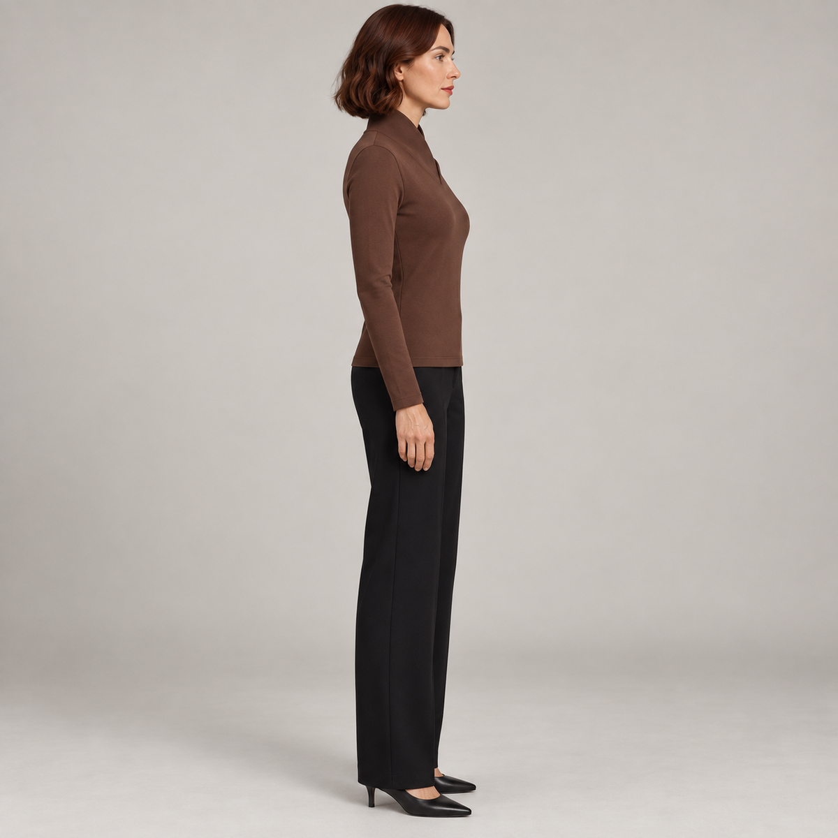Isabelle — Brown — side view