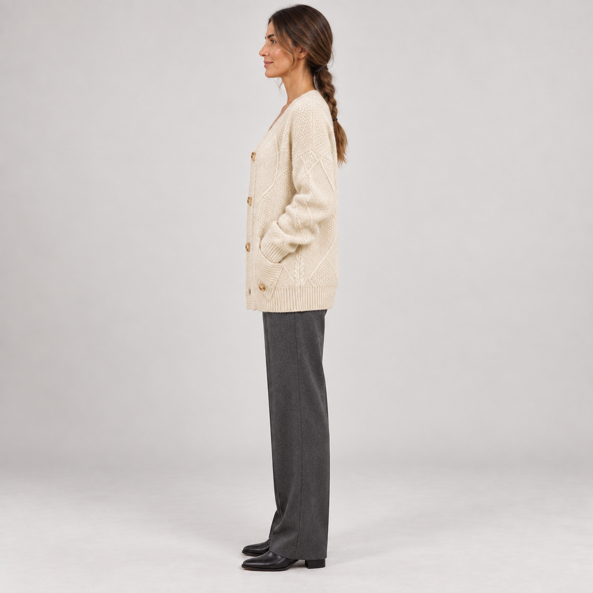Solenyah — Apricot — side view