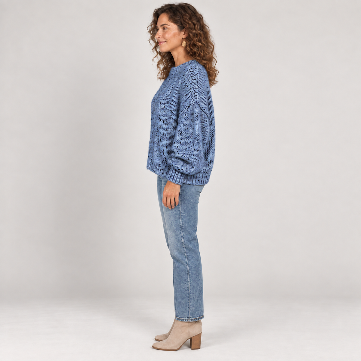 Jayzelle — Blue — side view