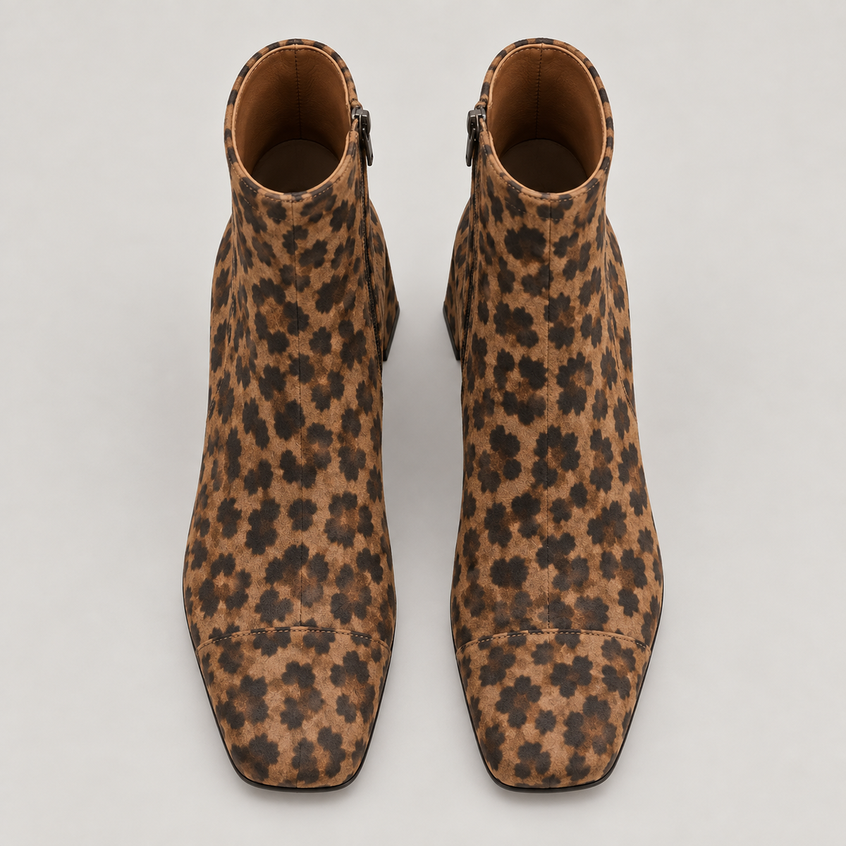 Beth — Classic Leopard — top view