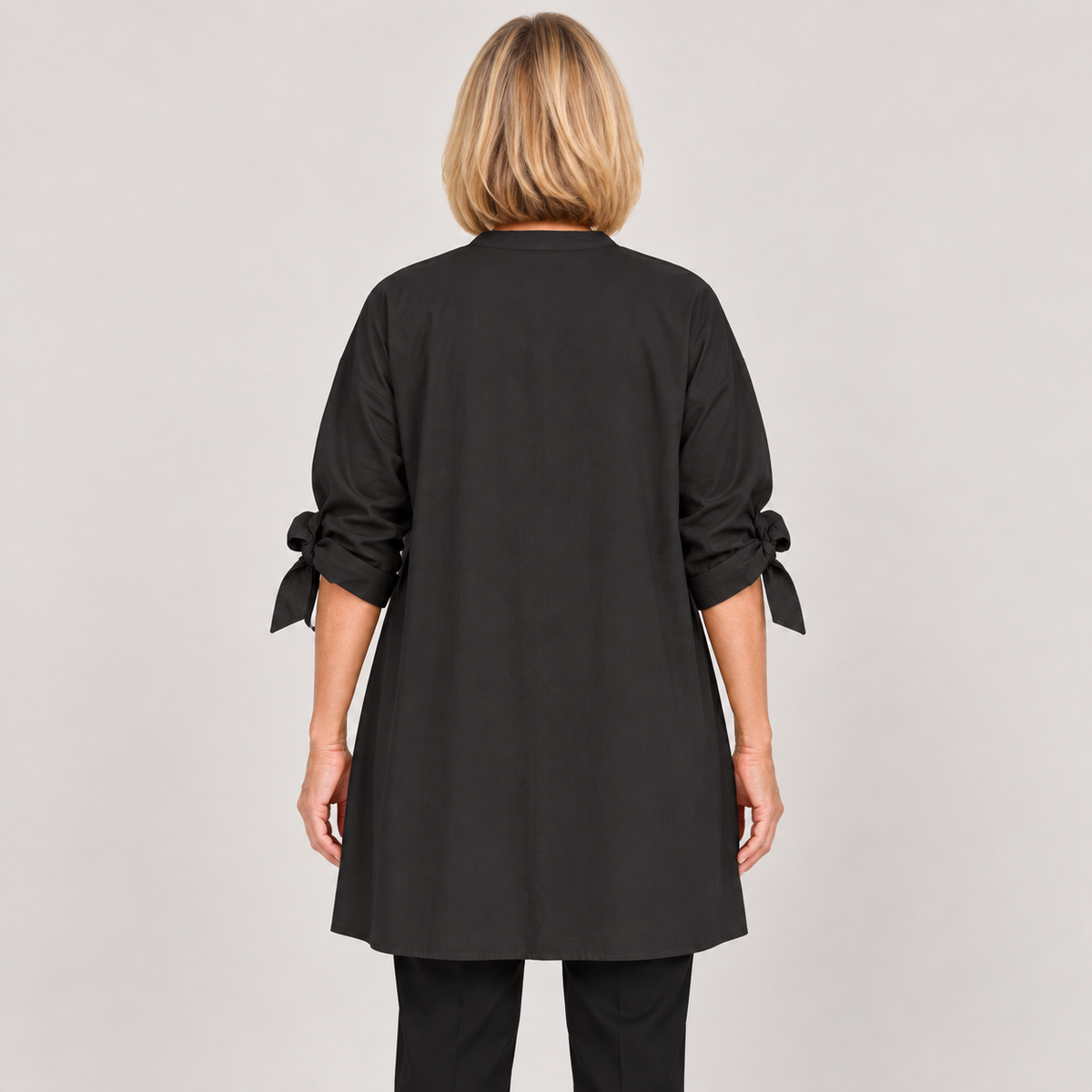 Célina — Black — back view