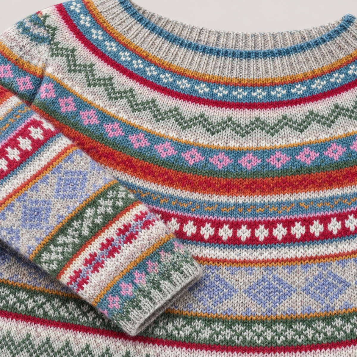 Noelyzah — Blue — detail