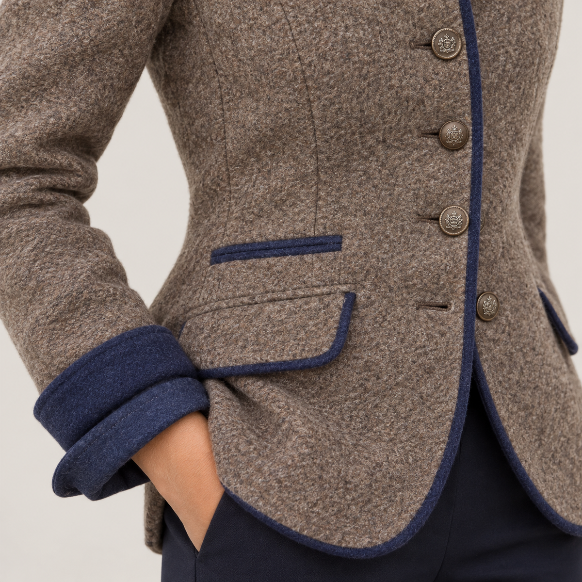 Ascot — Taupe Brown — detail