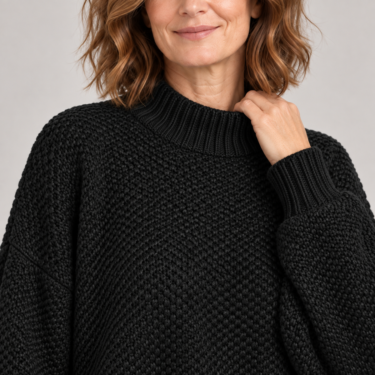 Barbara — Black — detail