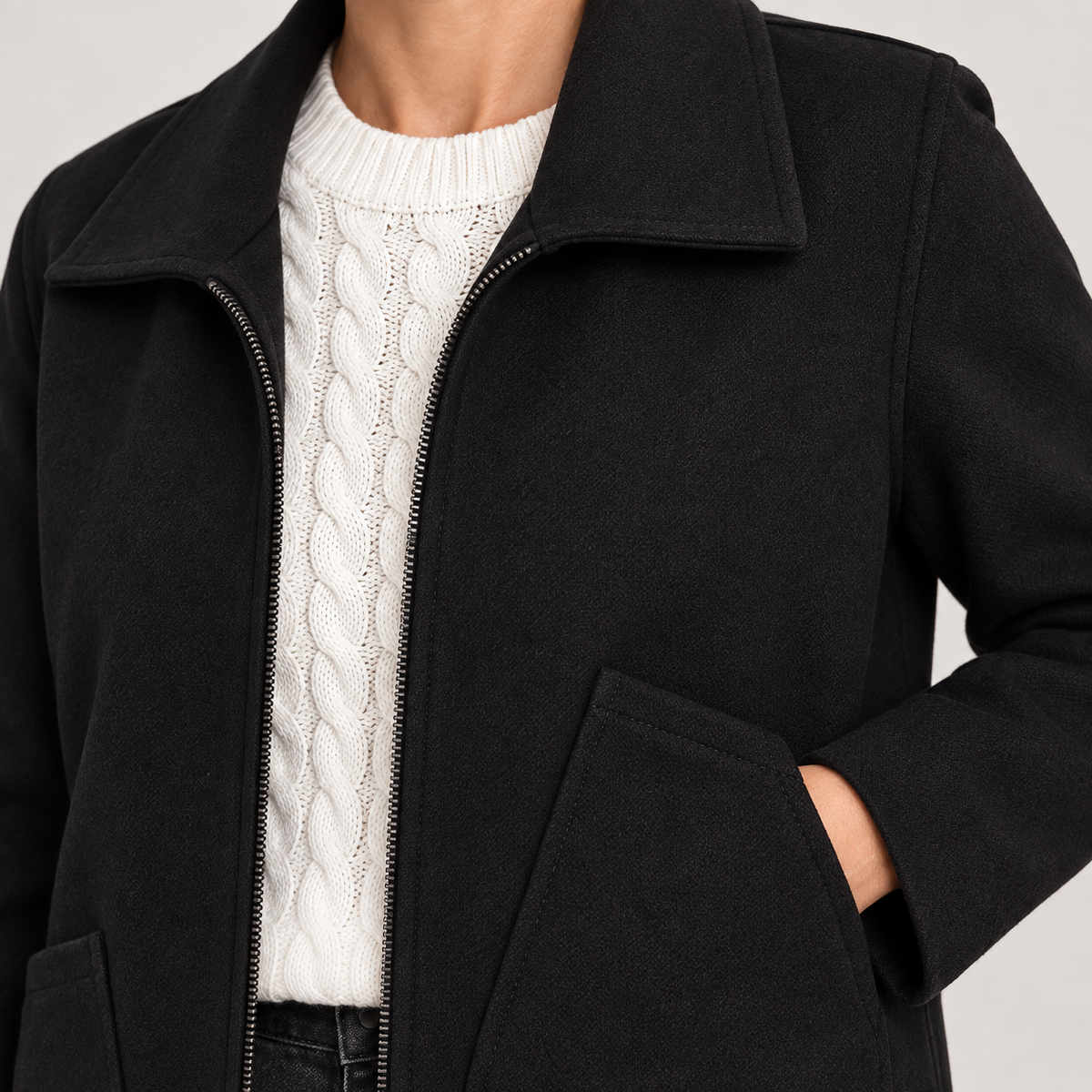 Briar — Black — detail