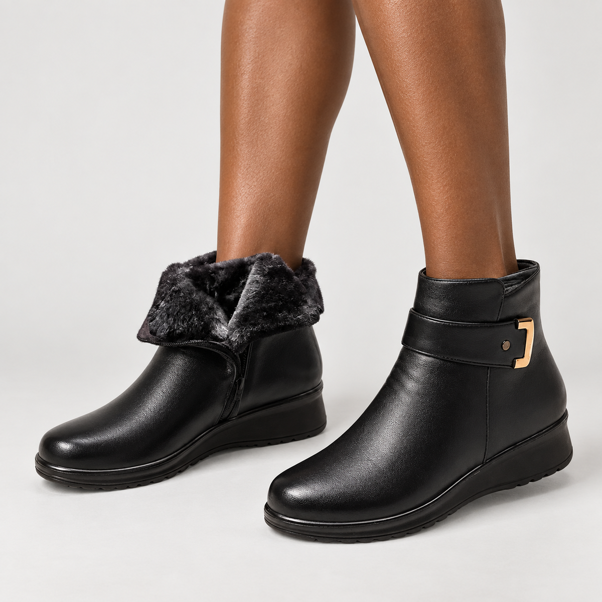 Rhovelyn — Black Black — on model