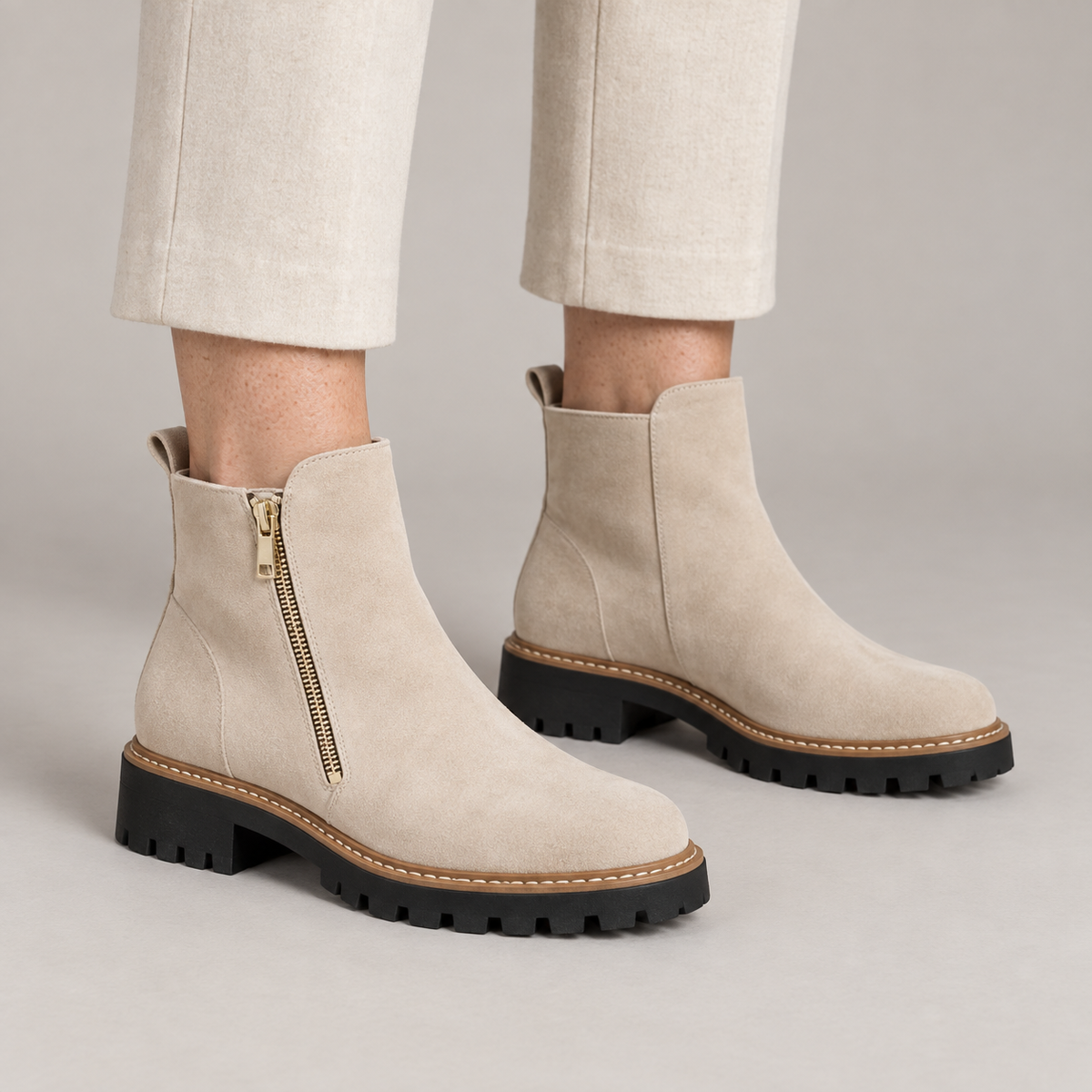 Valencina — Beige — on model