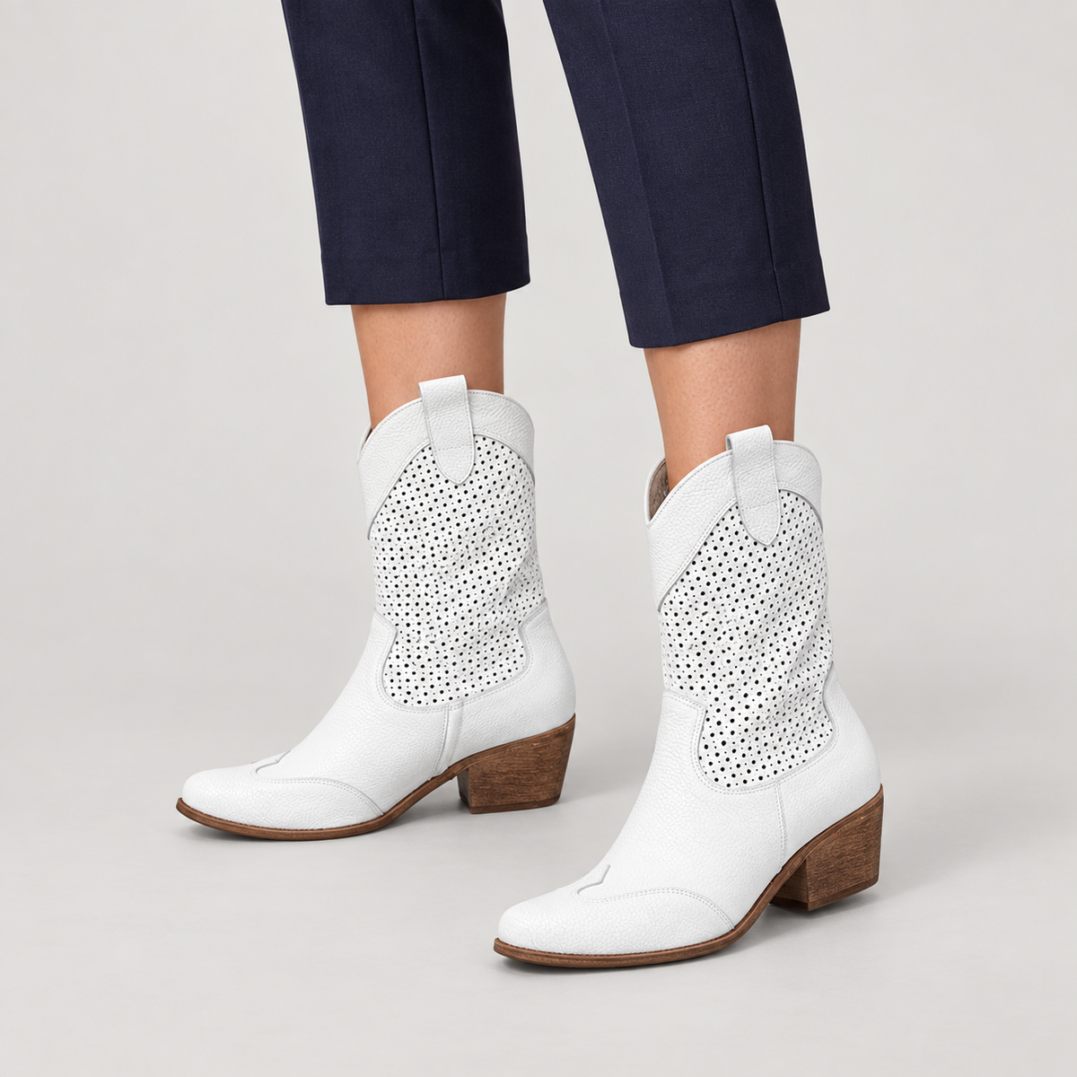 Rachel — White — on model