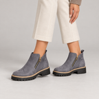 Thalyanna — Gray — on model