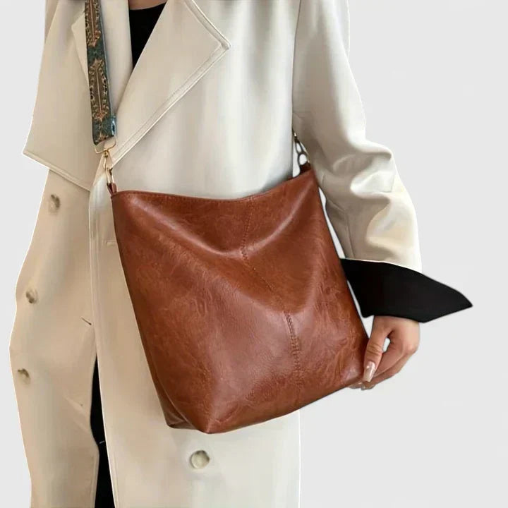 Elyzandraa | Sophisticated Handbag