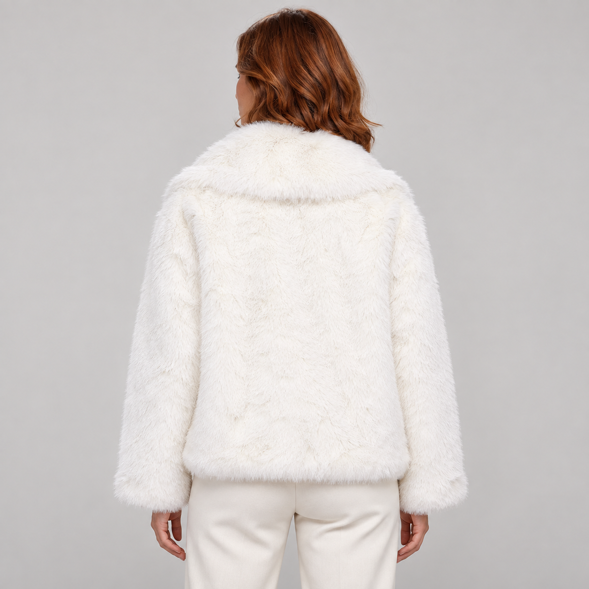 Renata — White — photo 3