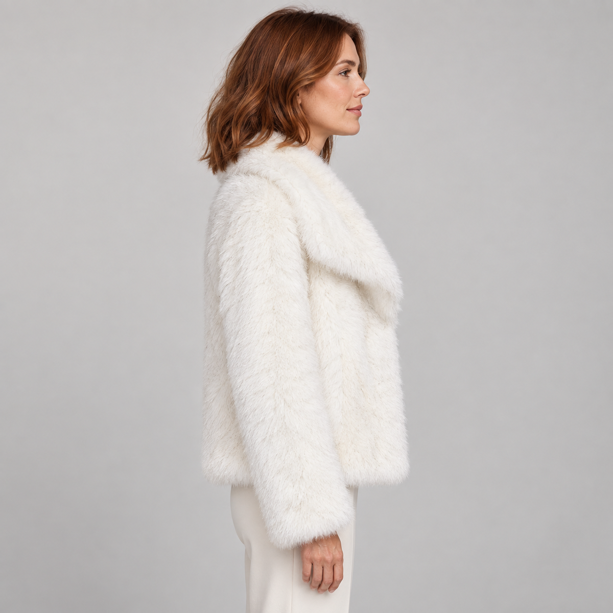 Renata — White — photo 2